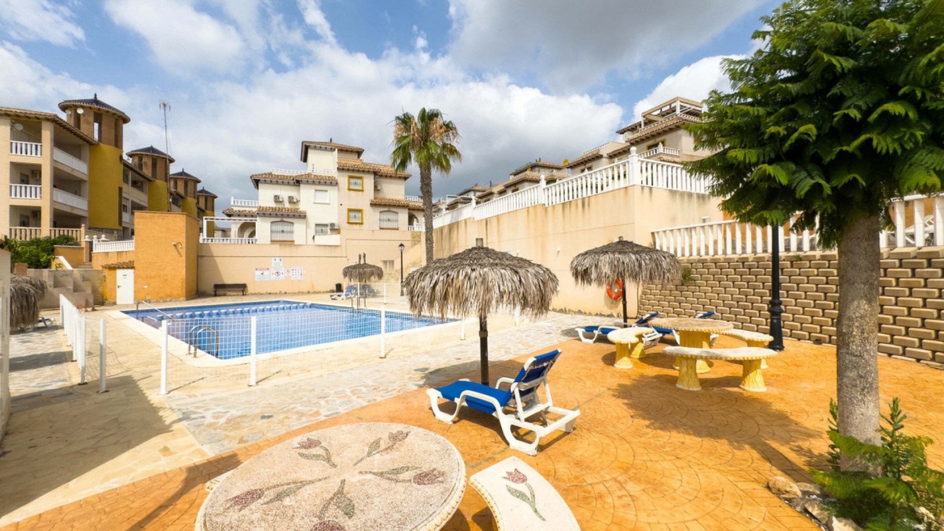 Resale - Apartment - Cabo Roig - Costa Blanca South