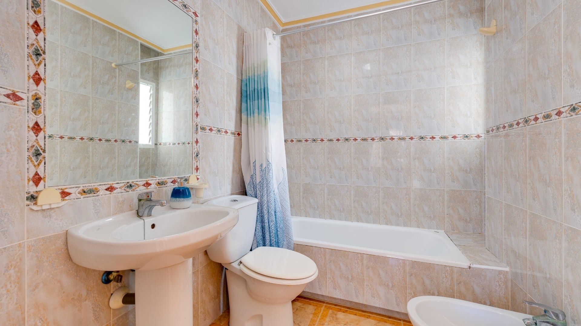 Resale - Apartment - Cabo Roig - la regia