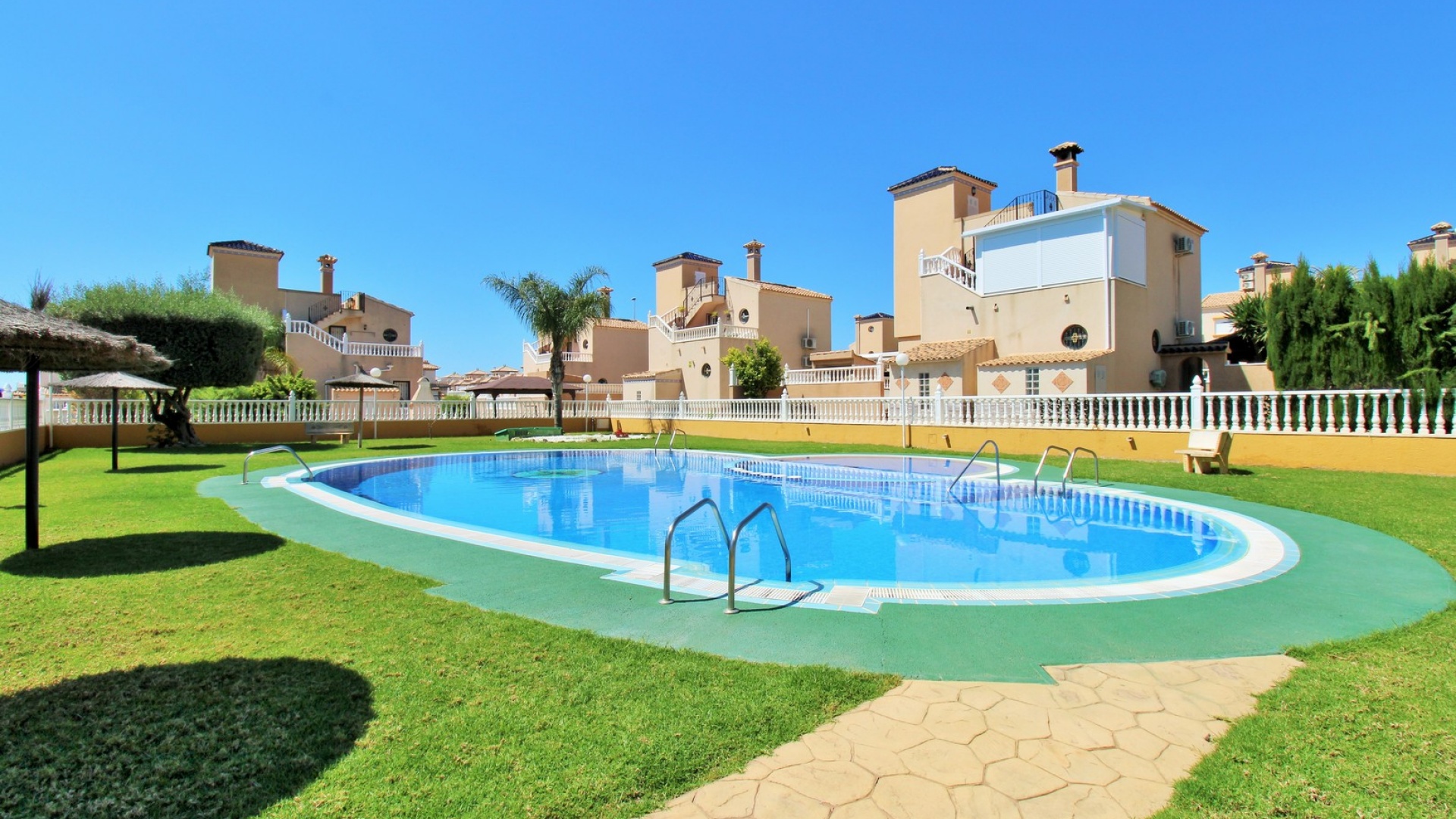 Resale - Apartment - Cabo Roig - Lomas de Cabo Roig