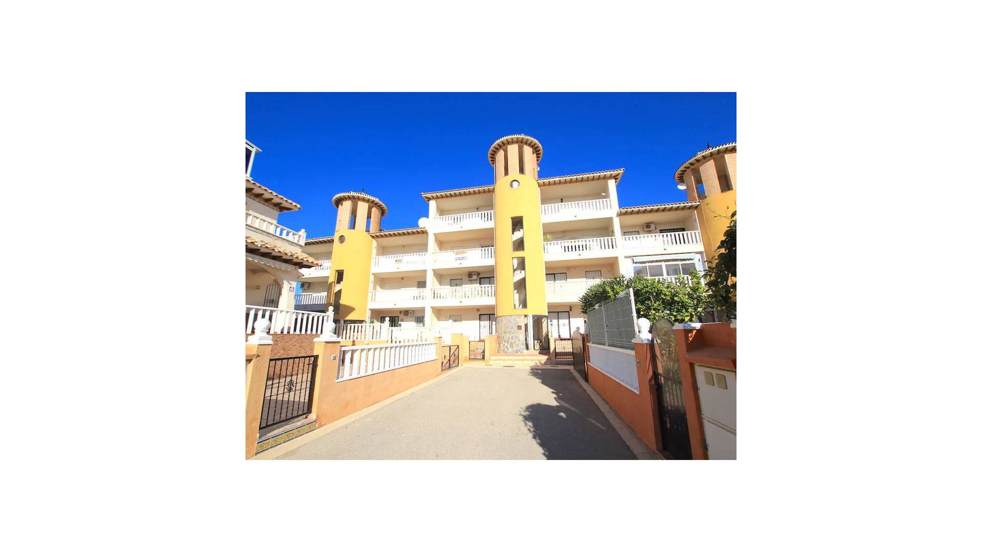 Resale - Apartment - Cabo Roig - Lomas de Cabo Roig
