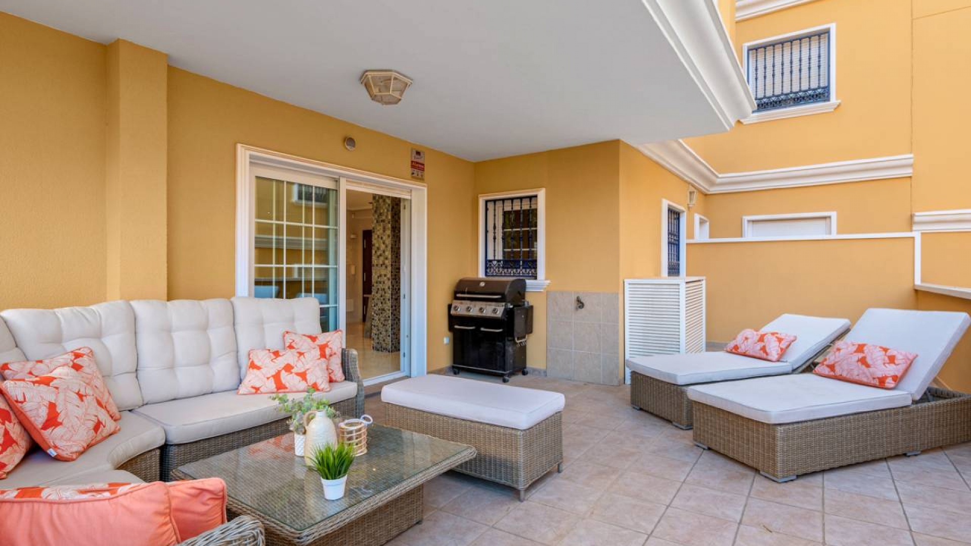 Resale - Apartment - Cabo Roig