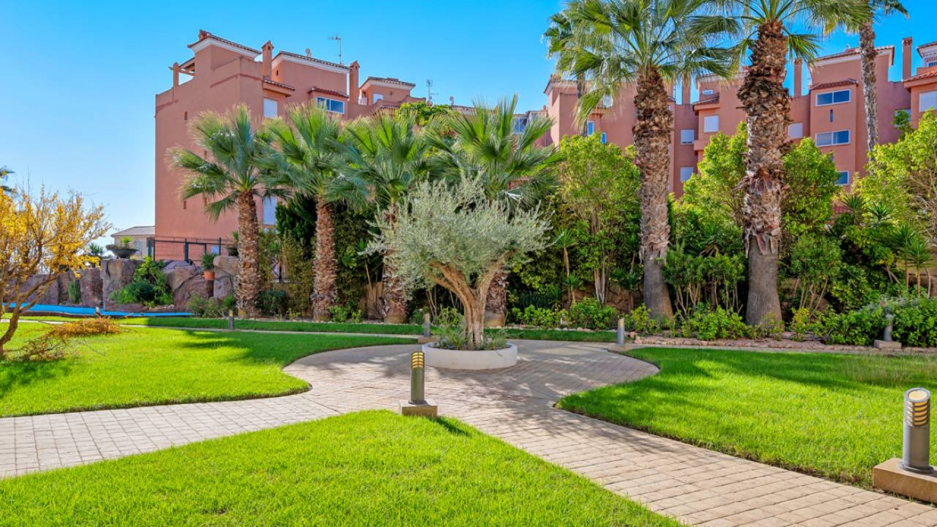 Resale - Apartment - Cabo Roig