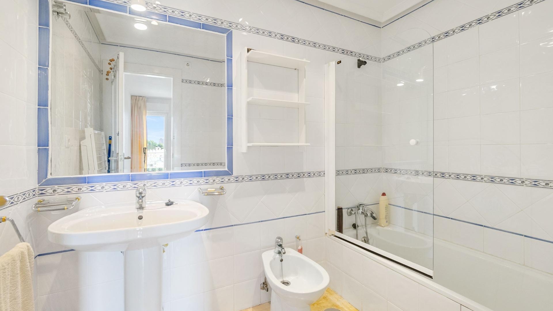 Resale - Apartment - Campoamor - dehesa de campoamor