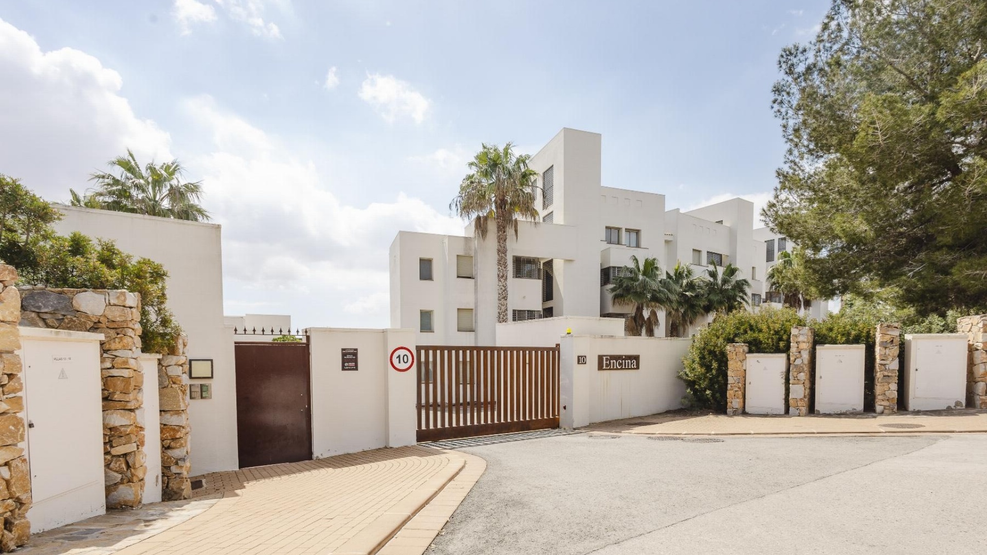 Resale - Apartment - Campoamor - Las Colinas Golf Club