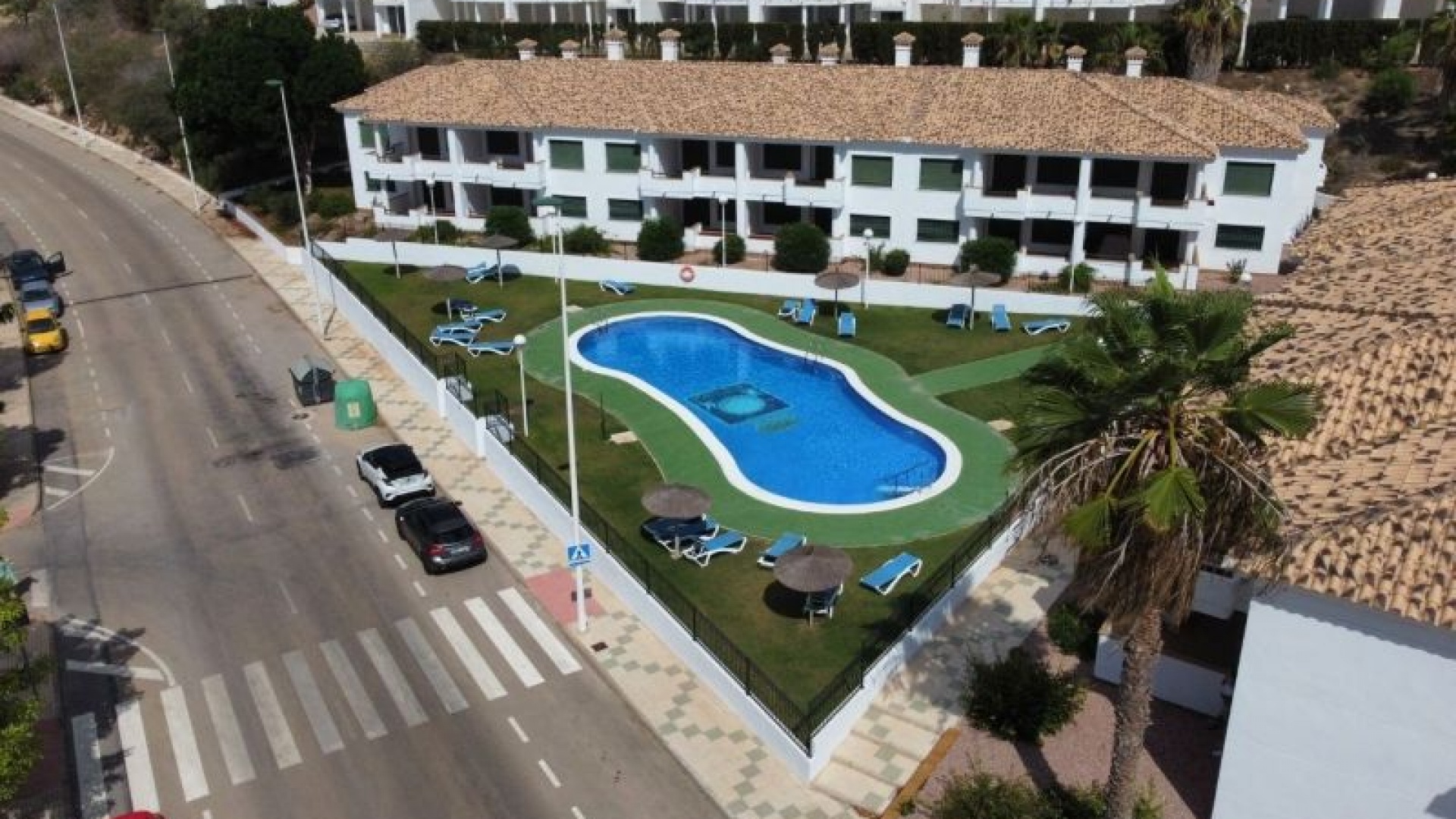 Resale - Apartment - Campoamor