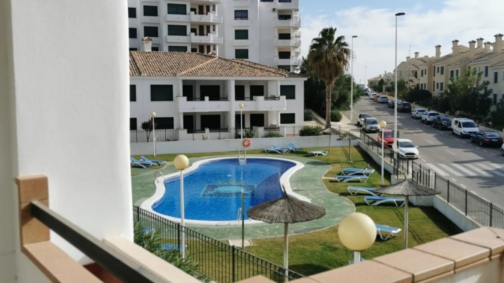 Resale - Apartment - Campoamor