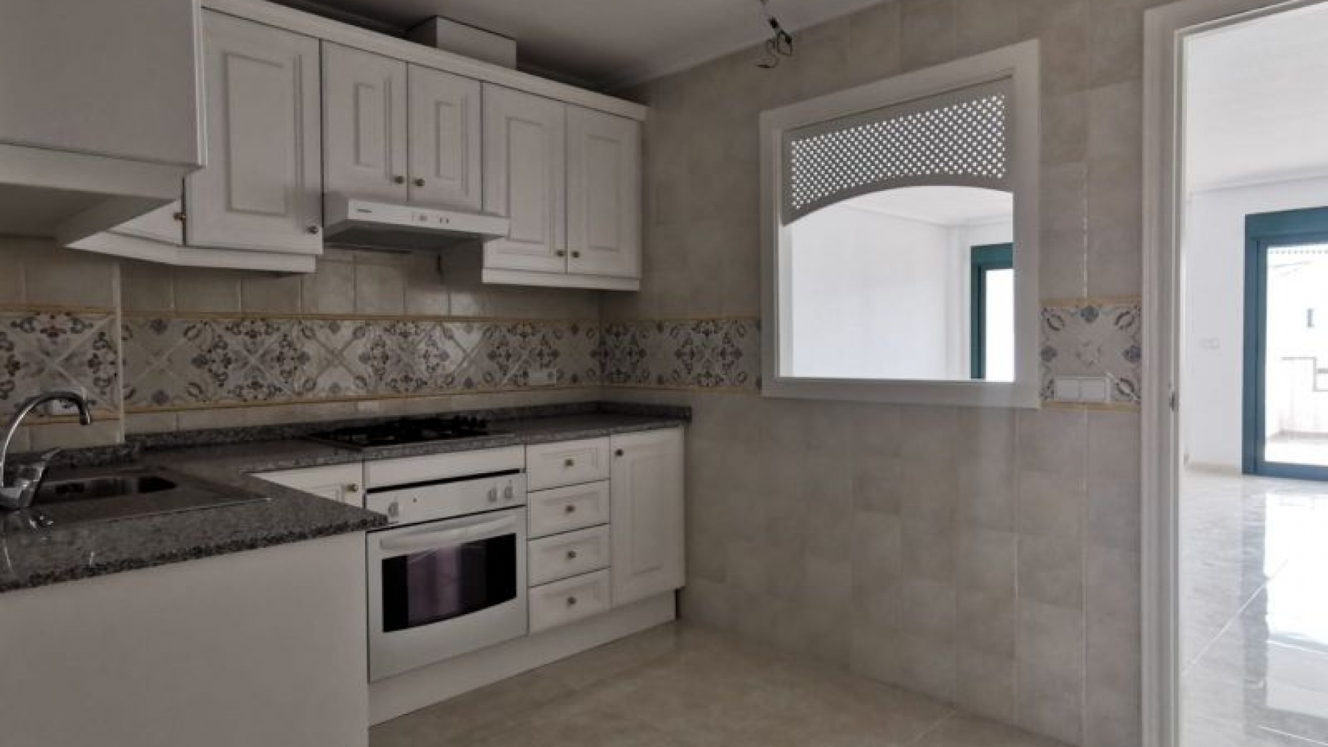 Resale - Apartment - Campoamor