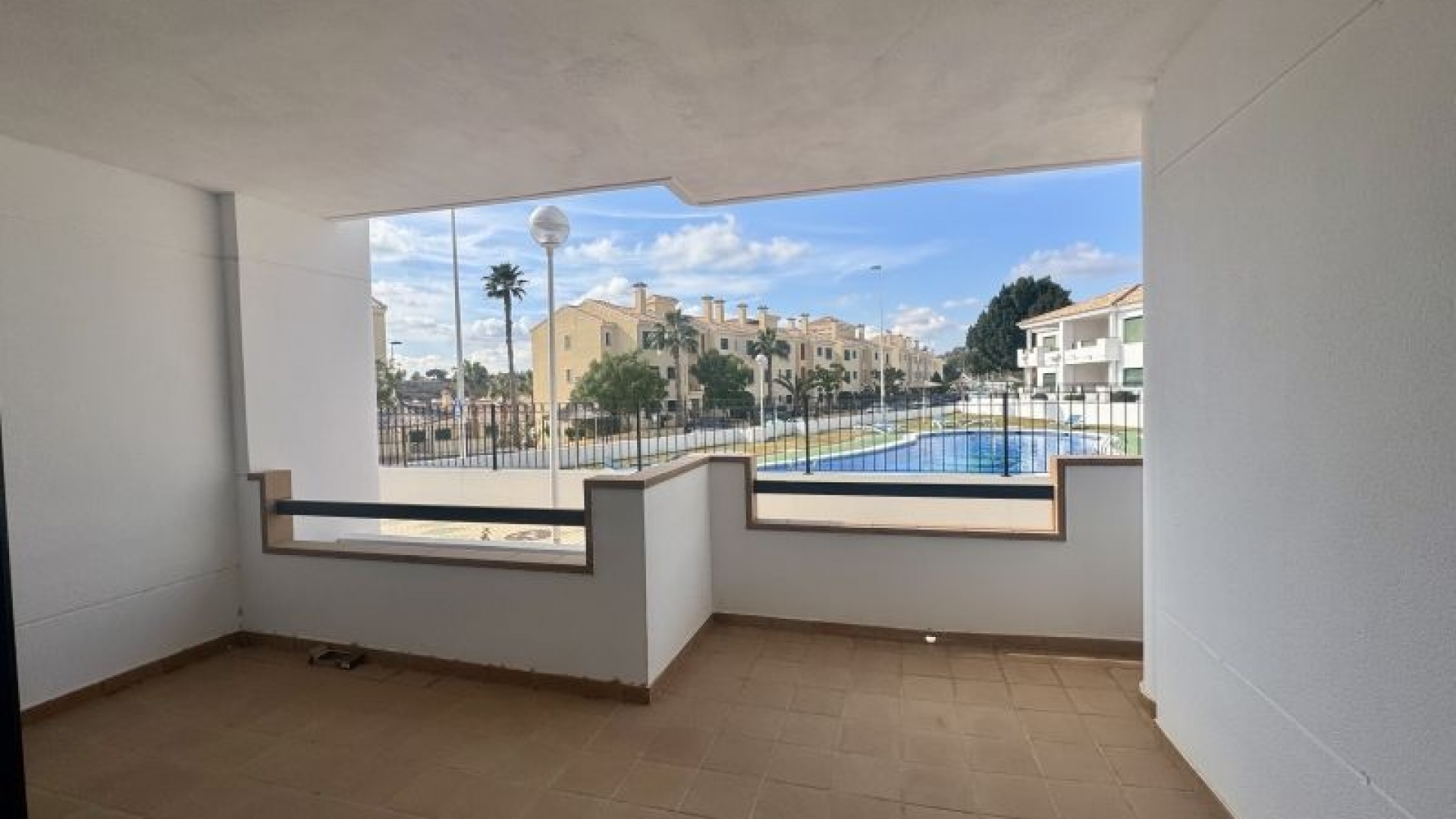 Resale - Apartment - Campoamor
