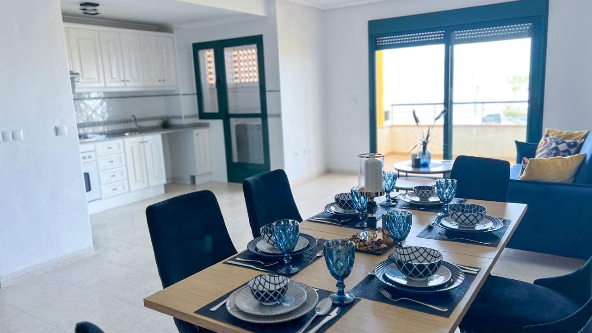 Resale - Apartment - Campoamor