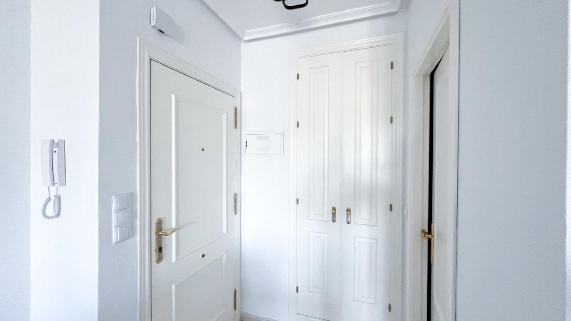 Resale - Apartment - Campoamor