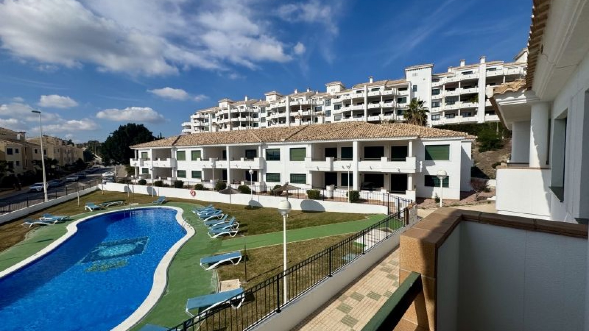 Resale - Apartment - Campoamor