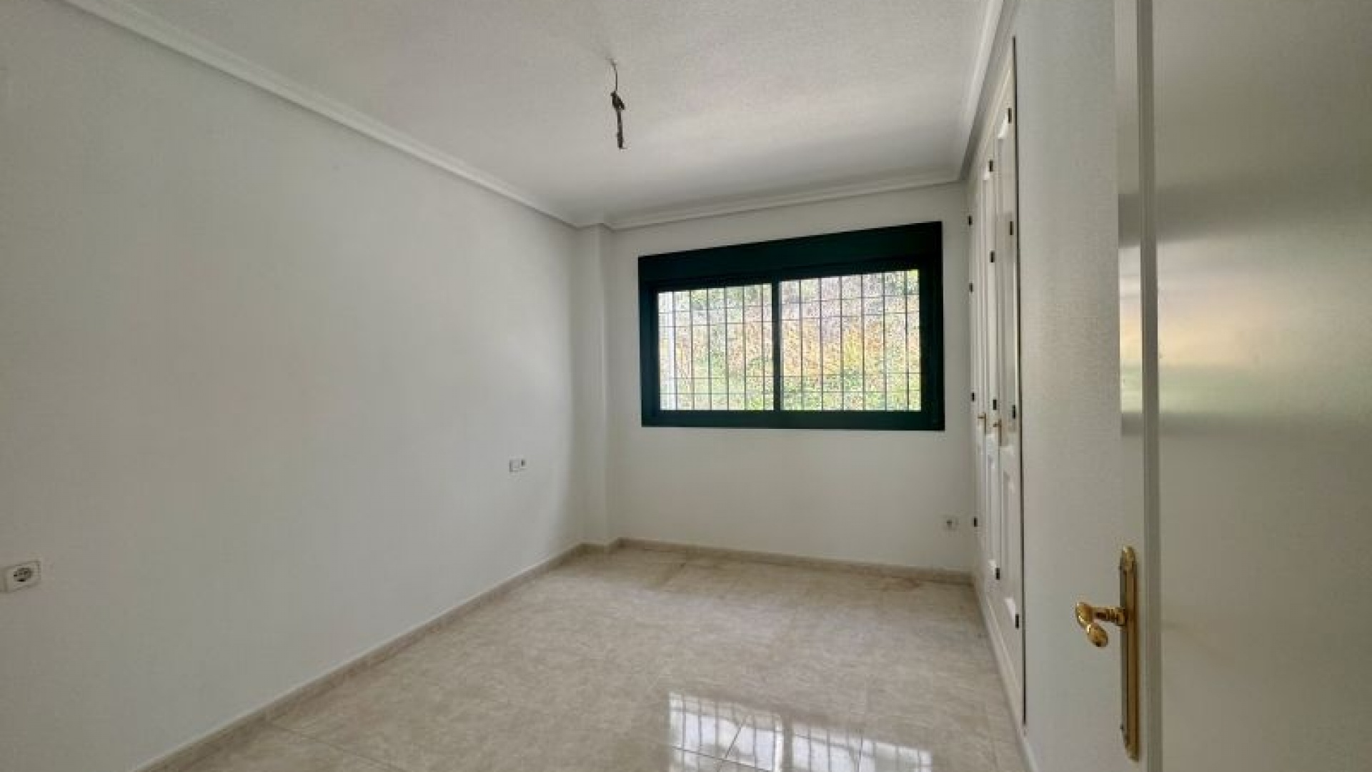 Resale - Apartment - Campoamor