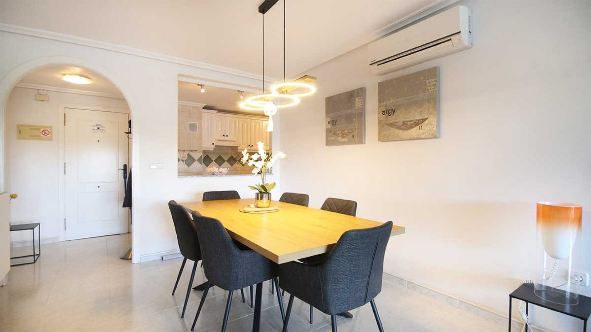 Resale - Apartment - Campoamor