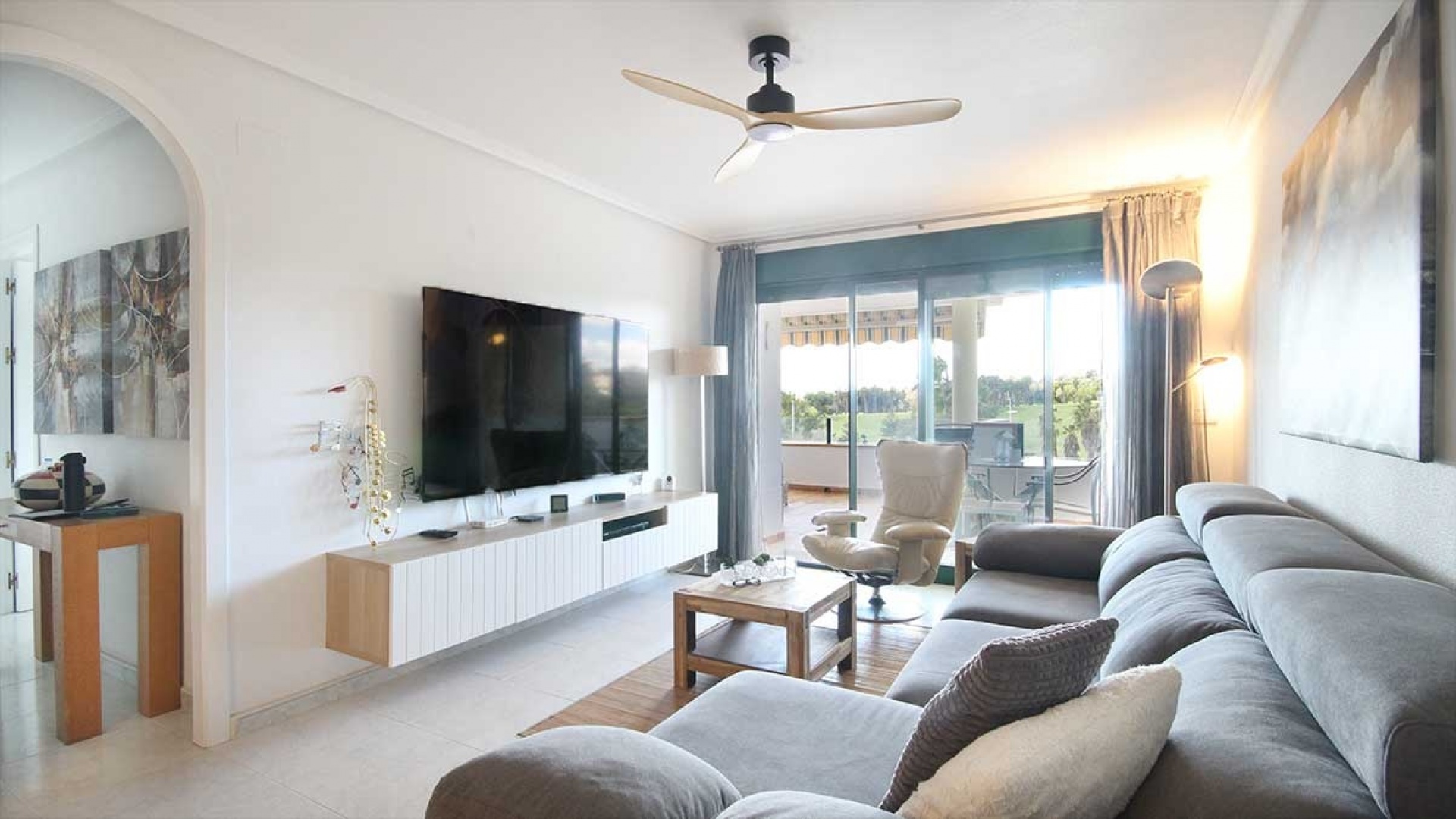 Resale - Apartment - Campoamor