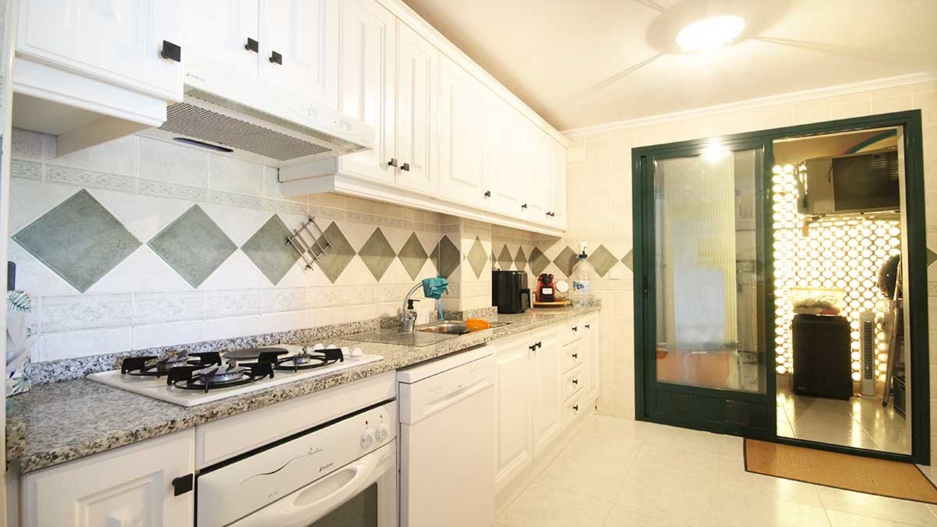 Resale - Apartment - Campoamor