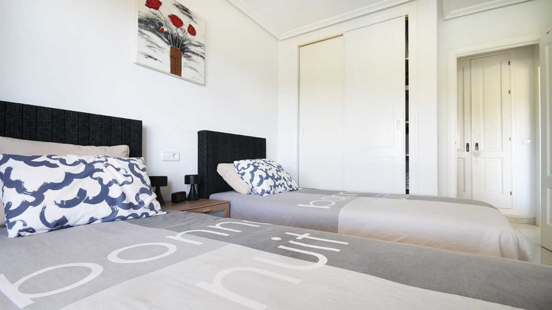 Resale - Apartment - Campoamor