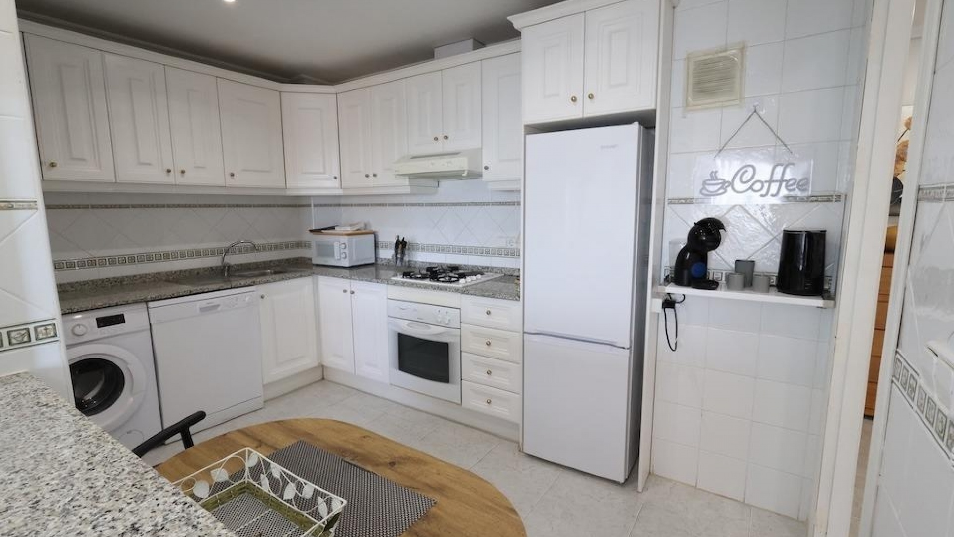 Resale - Apartment - Campoamor