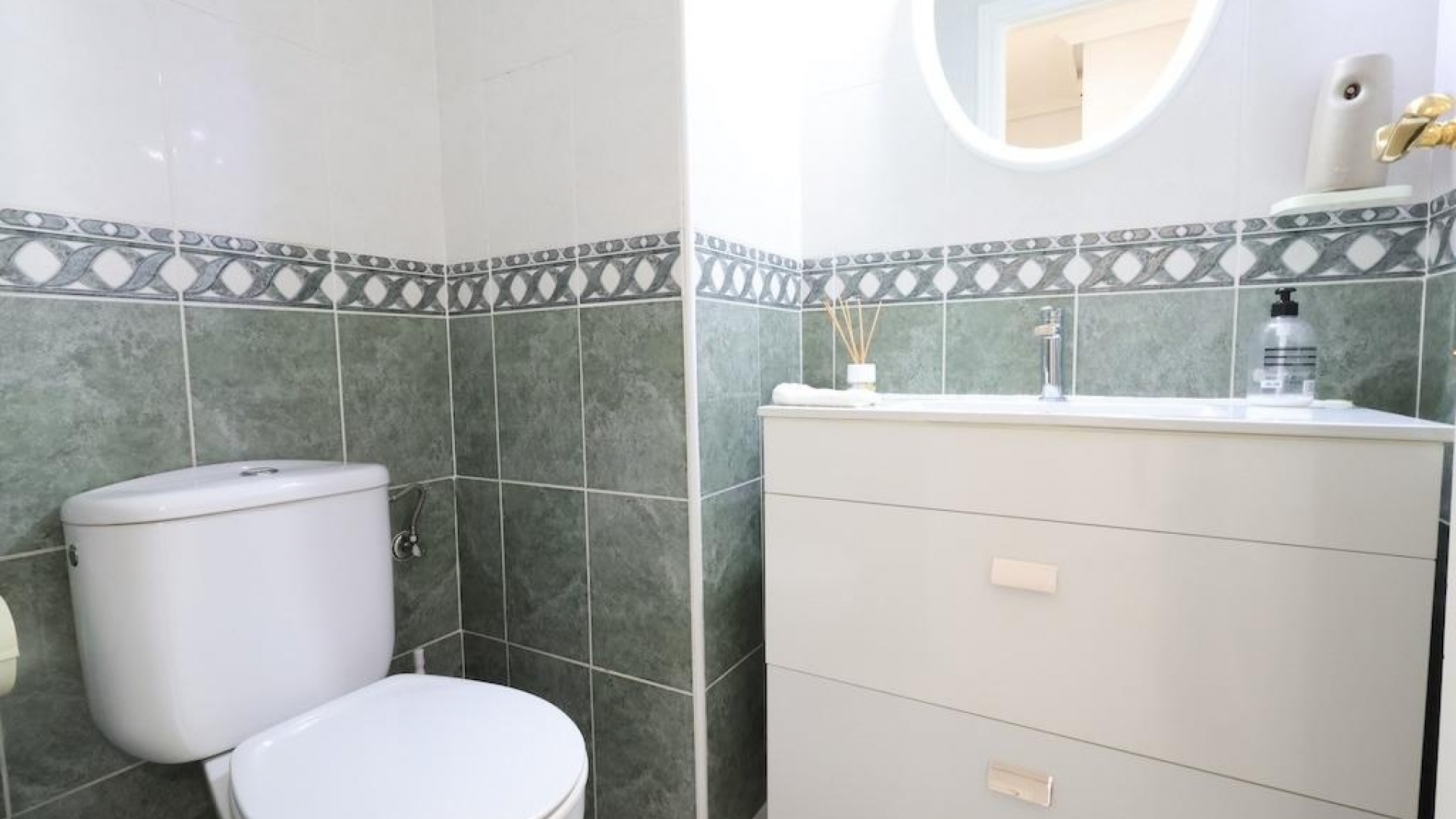 Resale - Apartment - Campoamor