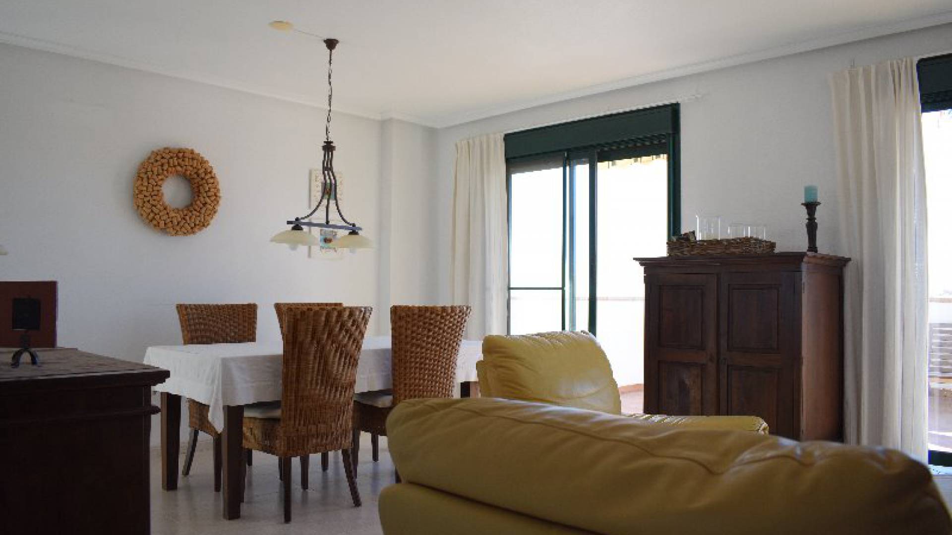 Resale - Apartment - Campoamor