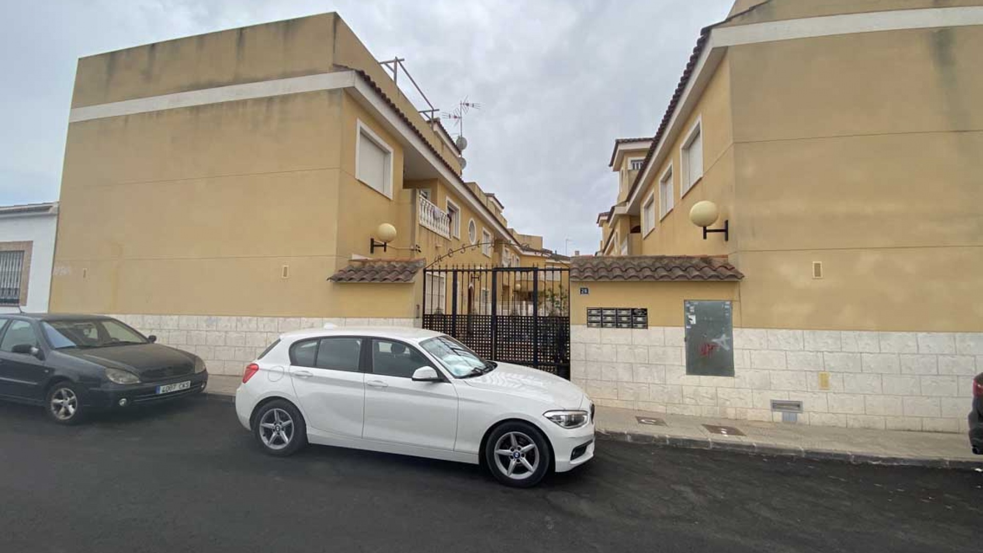 Resale - Apartment - Catral