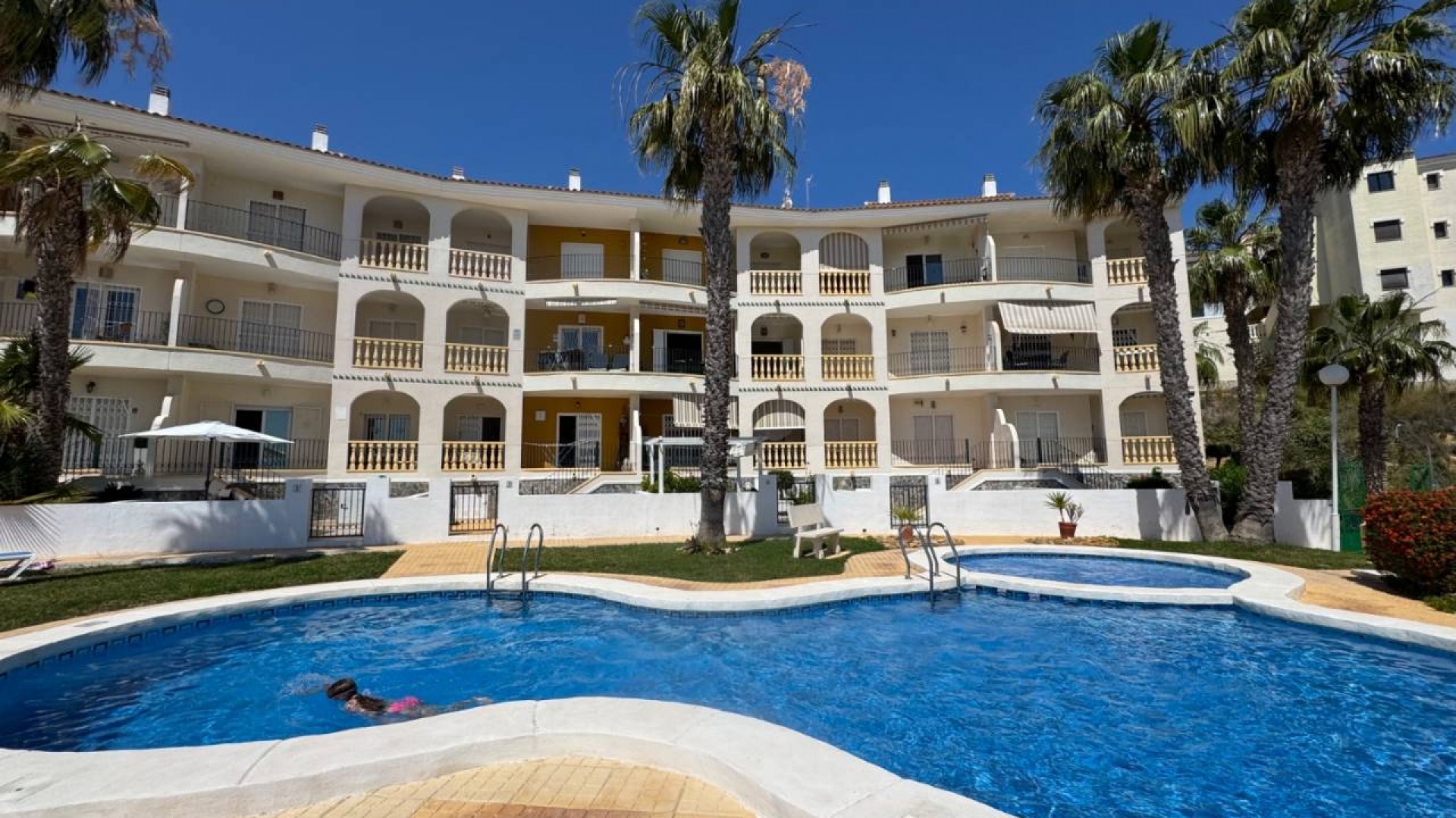 Resale - Apartment - Ciudad Quesada