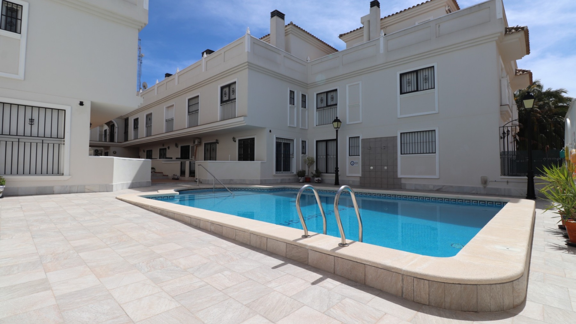 Resale - Apartment - Formentera del Segura - Formentera - Village