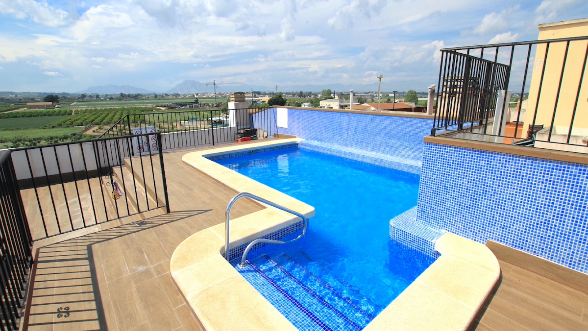 Resale - Apartment - Formentera del Segura