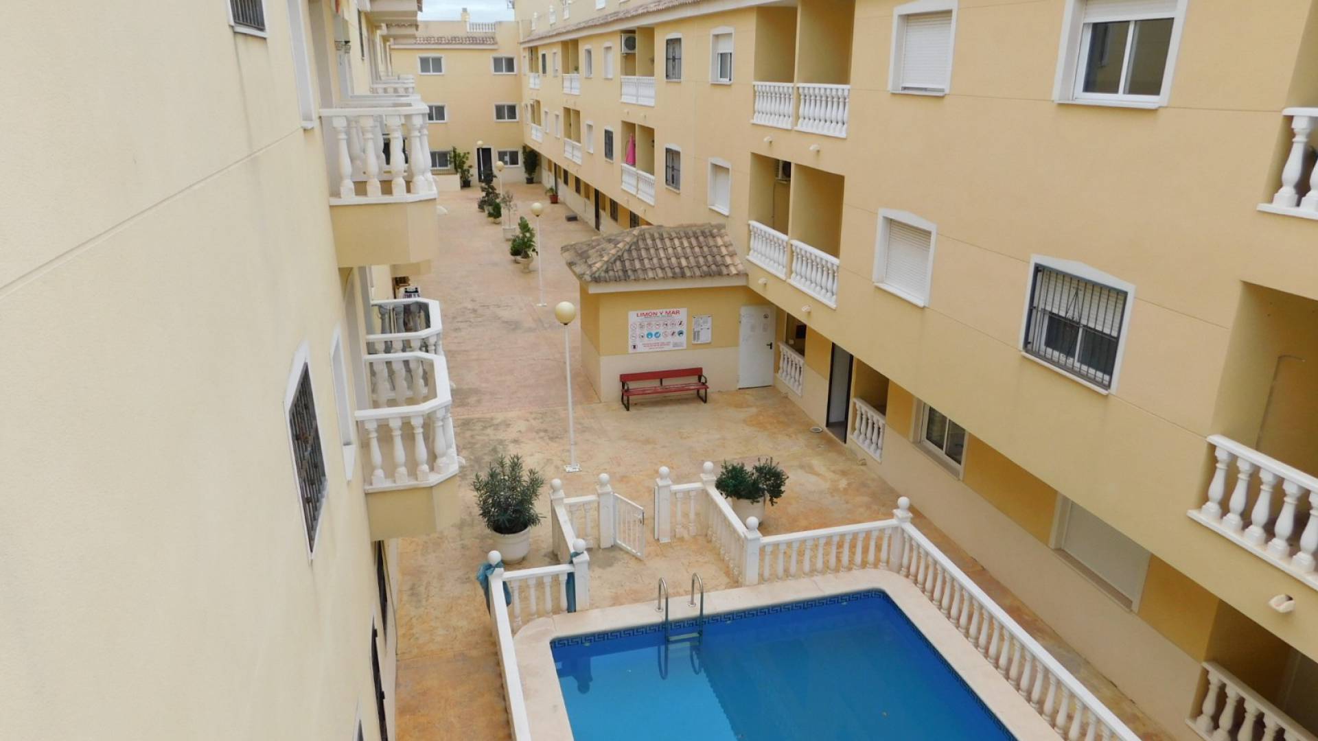 Resale - Apartment - Formentera del Segura