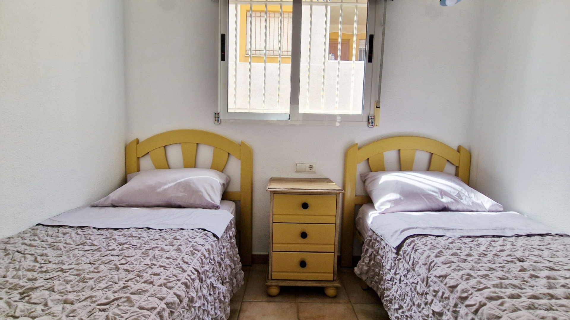 Resale - Apartment - Guardamar del Segura - El Eden