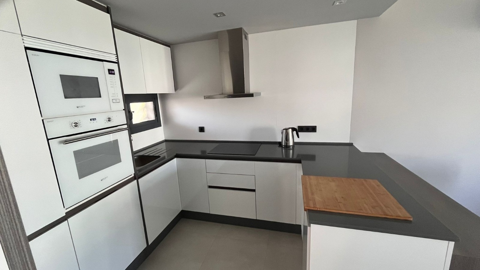 Resale - Apartment - Guardamar del Segura - El Raso