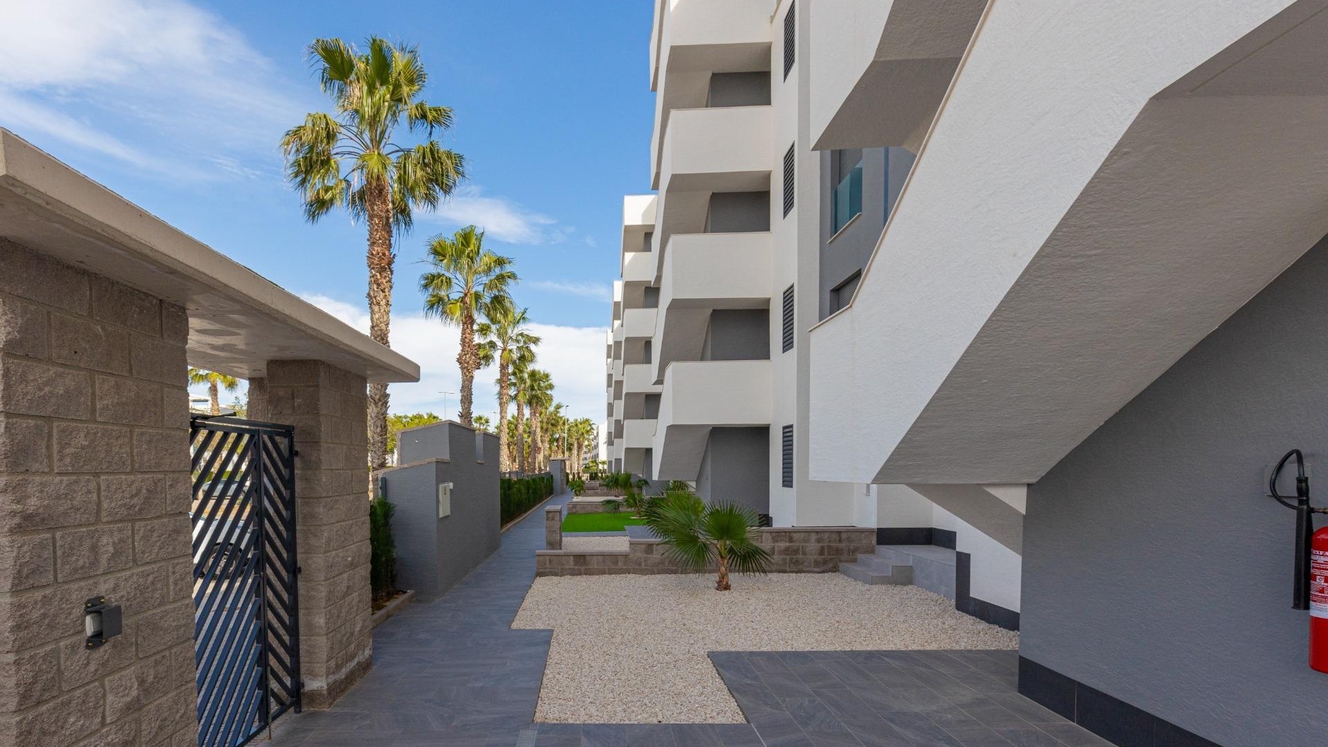 Resale - Apartment - Guardamar del Segura - El Raso