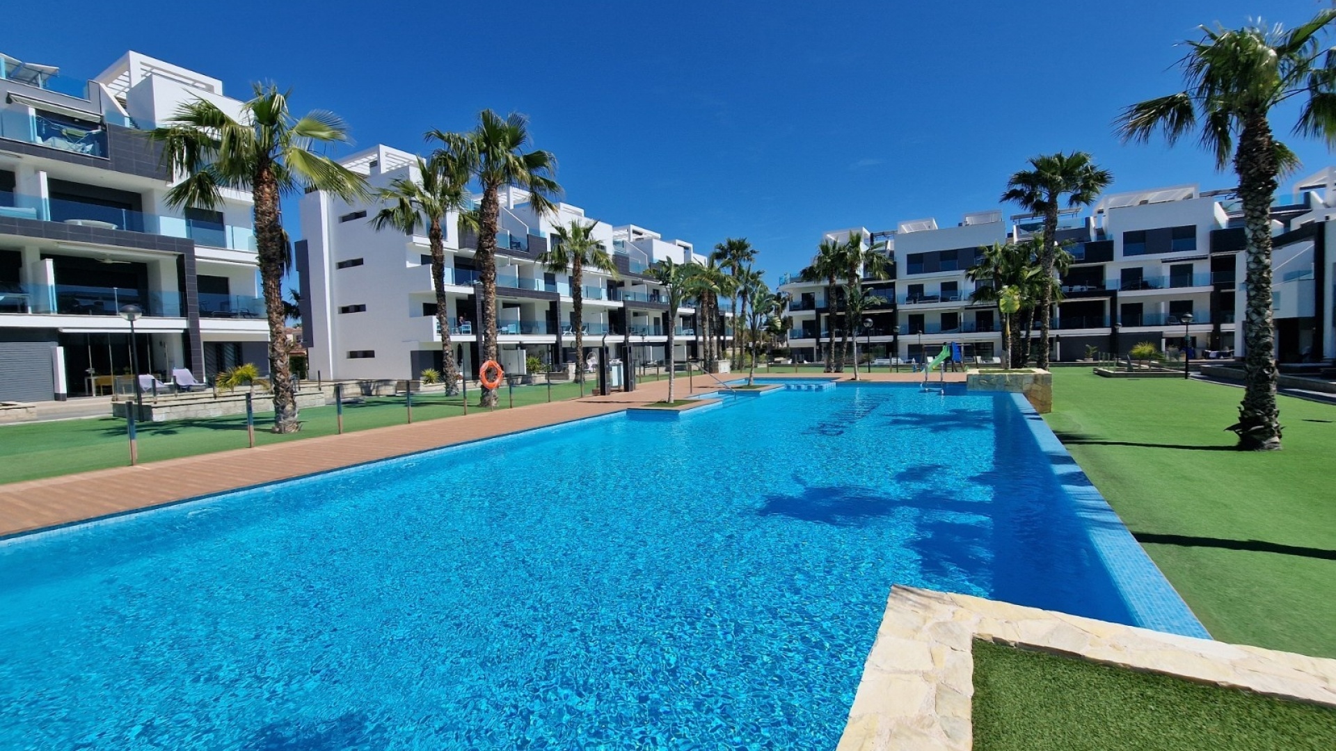 Resale - Apartment - Guardamar del Segura - El Raso
