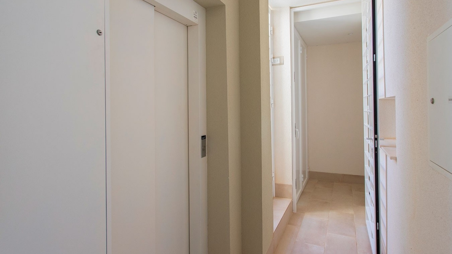Resale - Apartment - Guardamar del Segura - El Raso