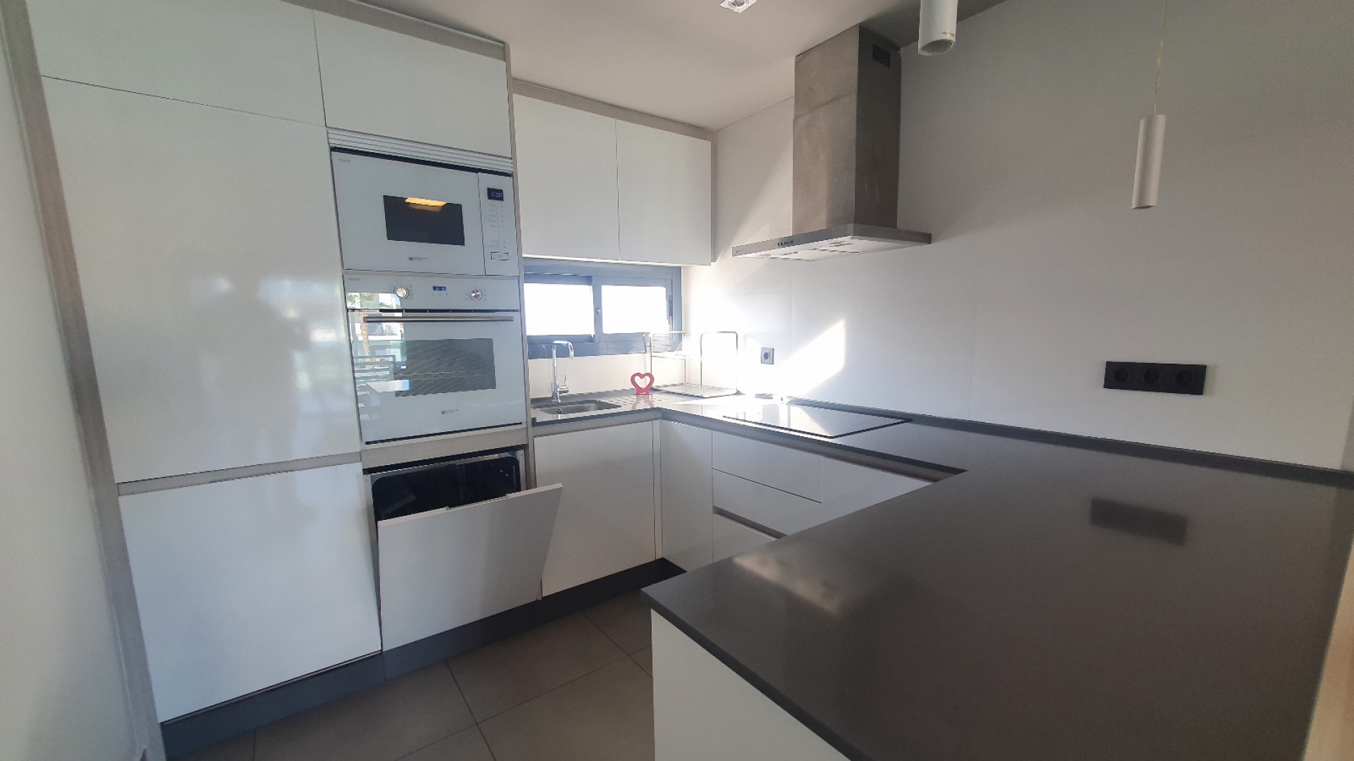 Resale - Apartment - Guardamar del Segura - El Raso