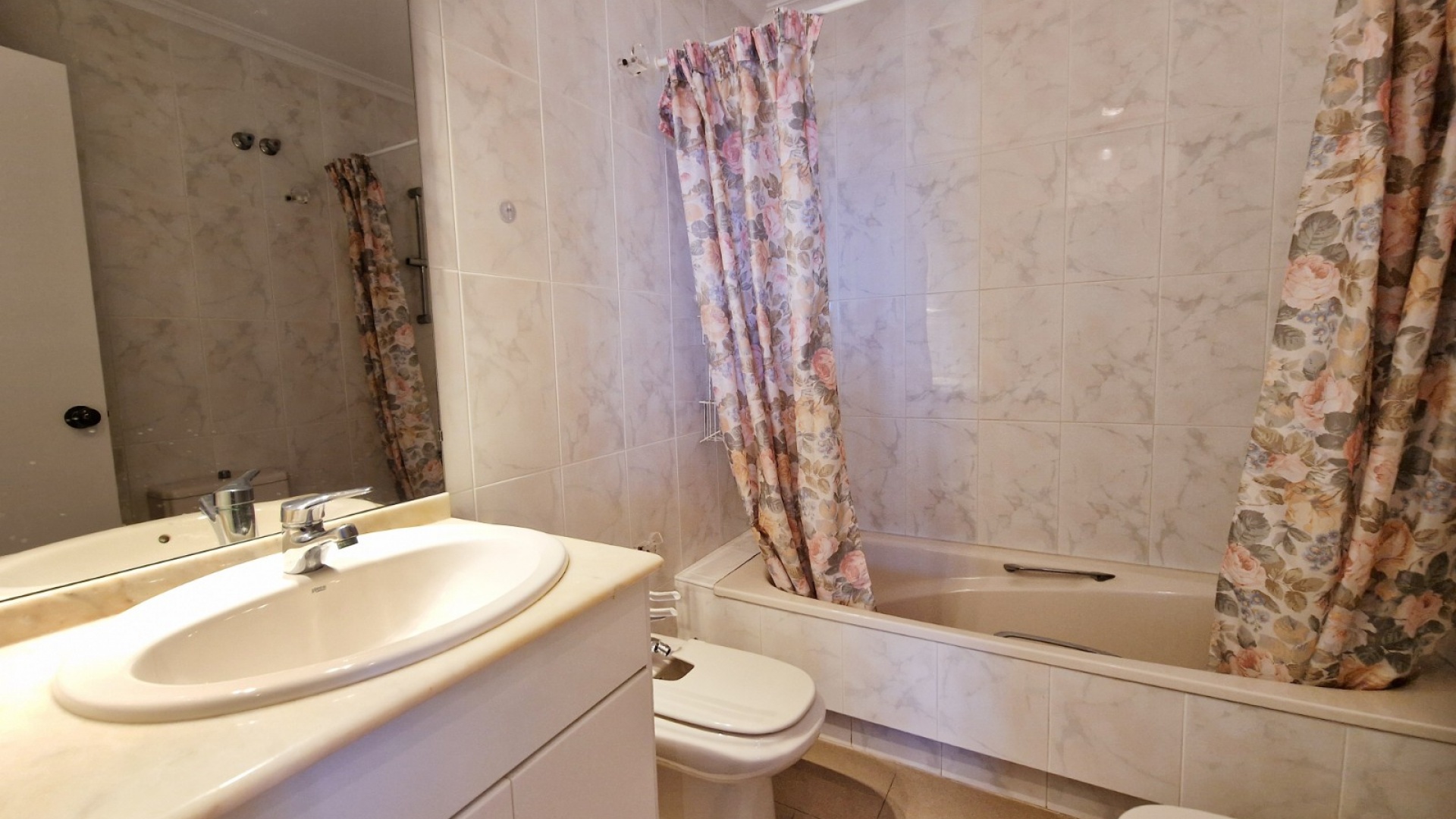 Resale - Apartment - Guardamar Del Segura - Guardamar Playa