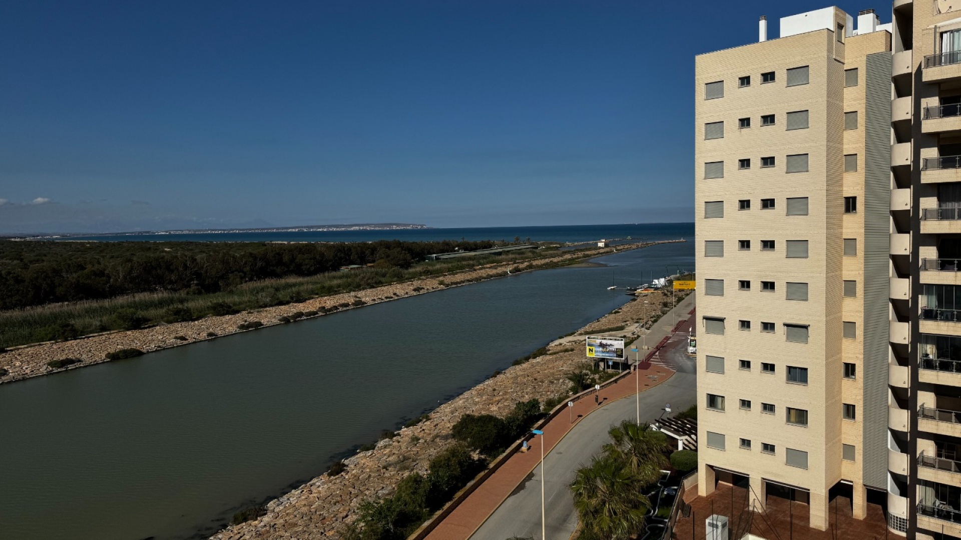 Resale - Apartment - Guardamar del Segura - Puerto Deportivo
