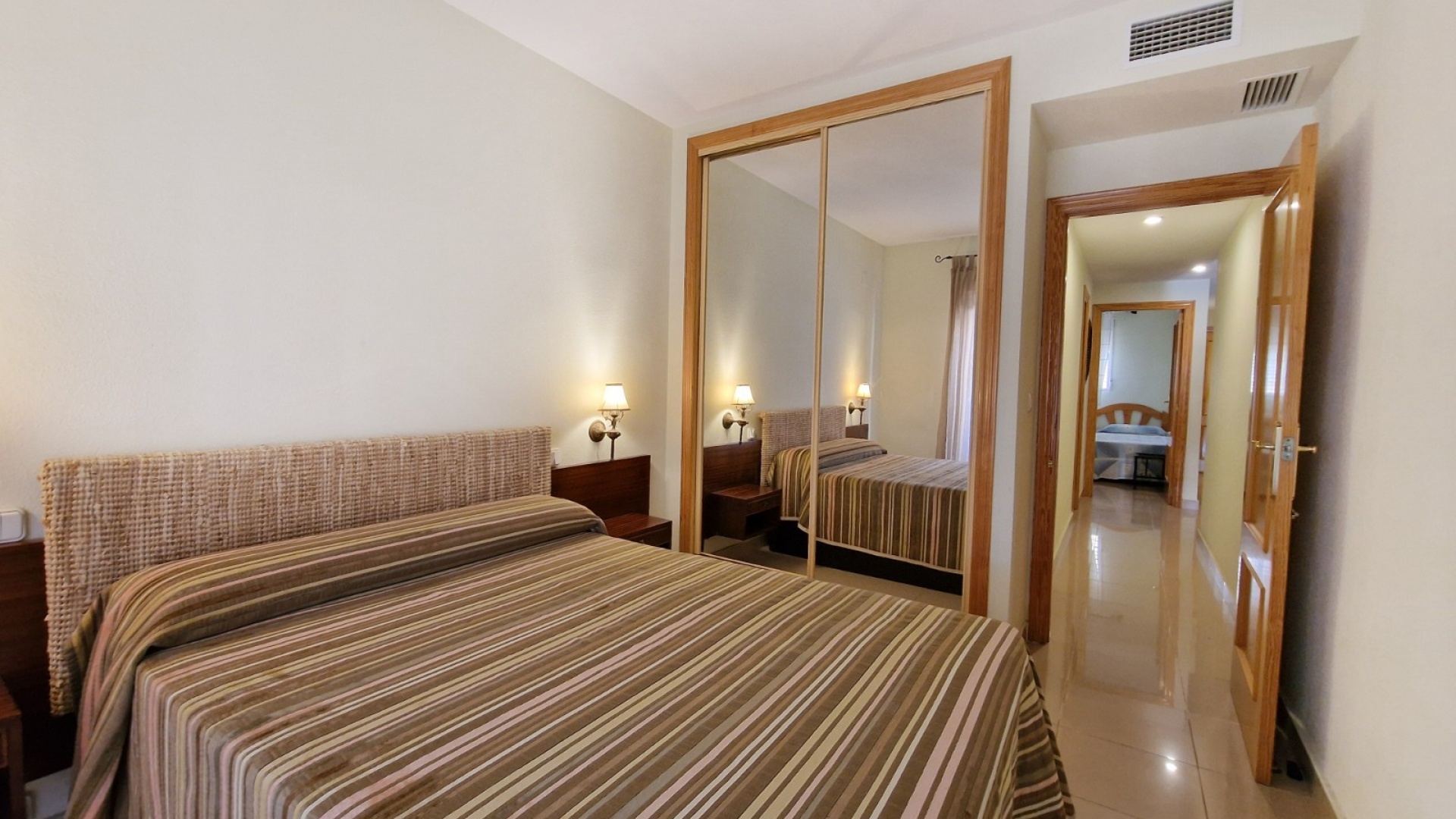 Resale - Apartment - Guardamar del Segura