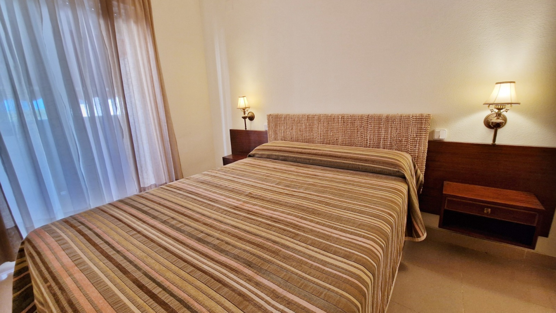 Resale - Apartment - Guardamar del Segura