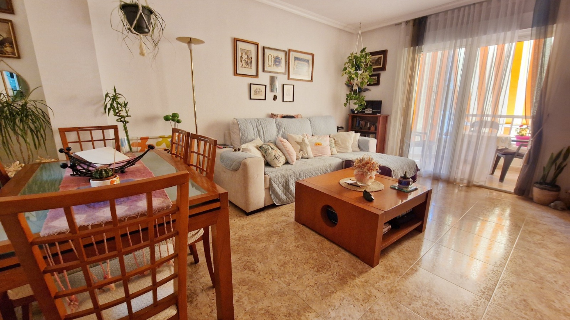 Resale - Apartment - Guardamar del Segura