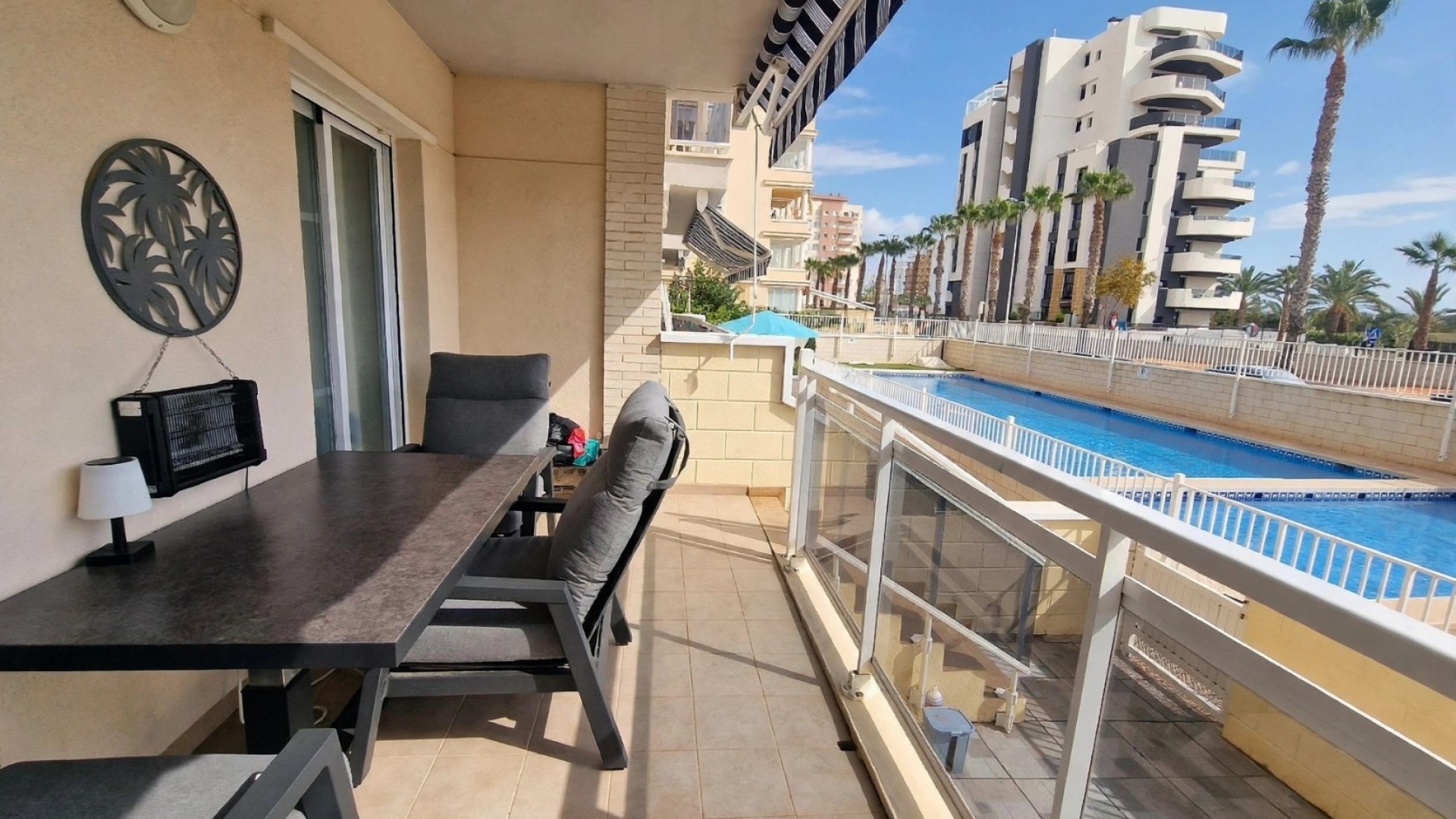 Resale - Apartment - Guardamar del Segura