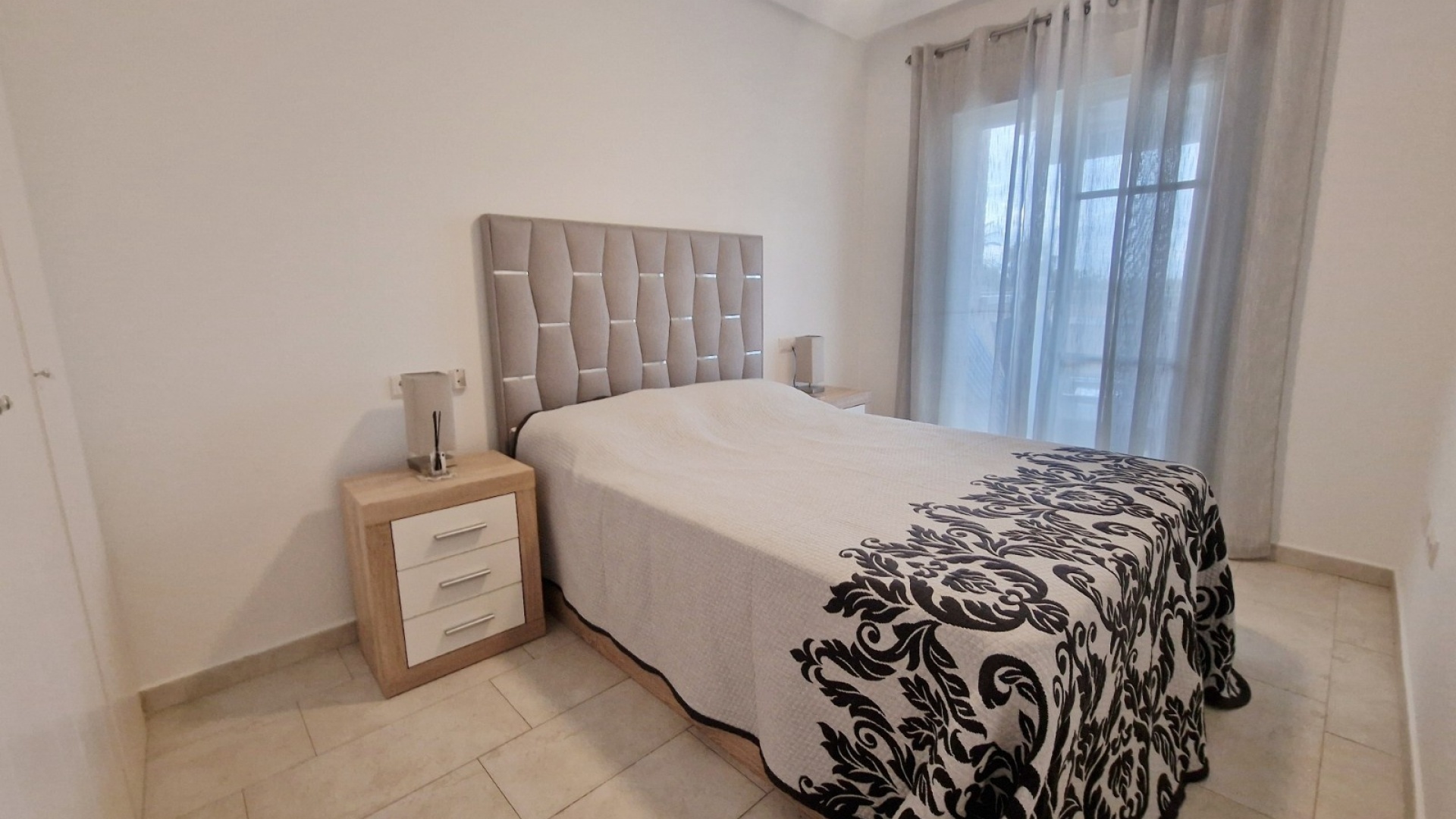 Resale - Apartment - Guardamar del Segura