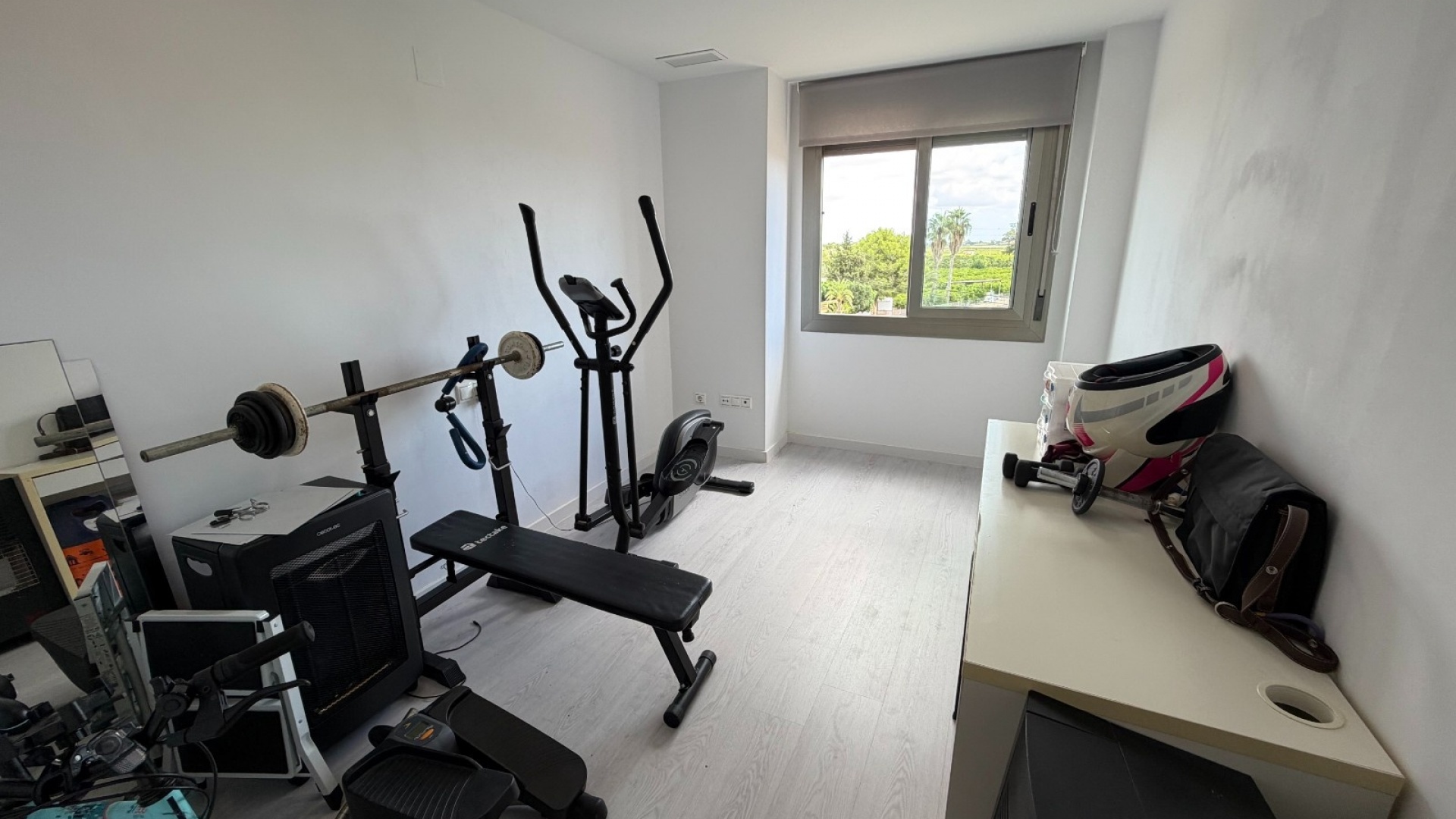 Resale - Apartment - Jacarilla
