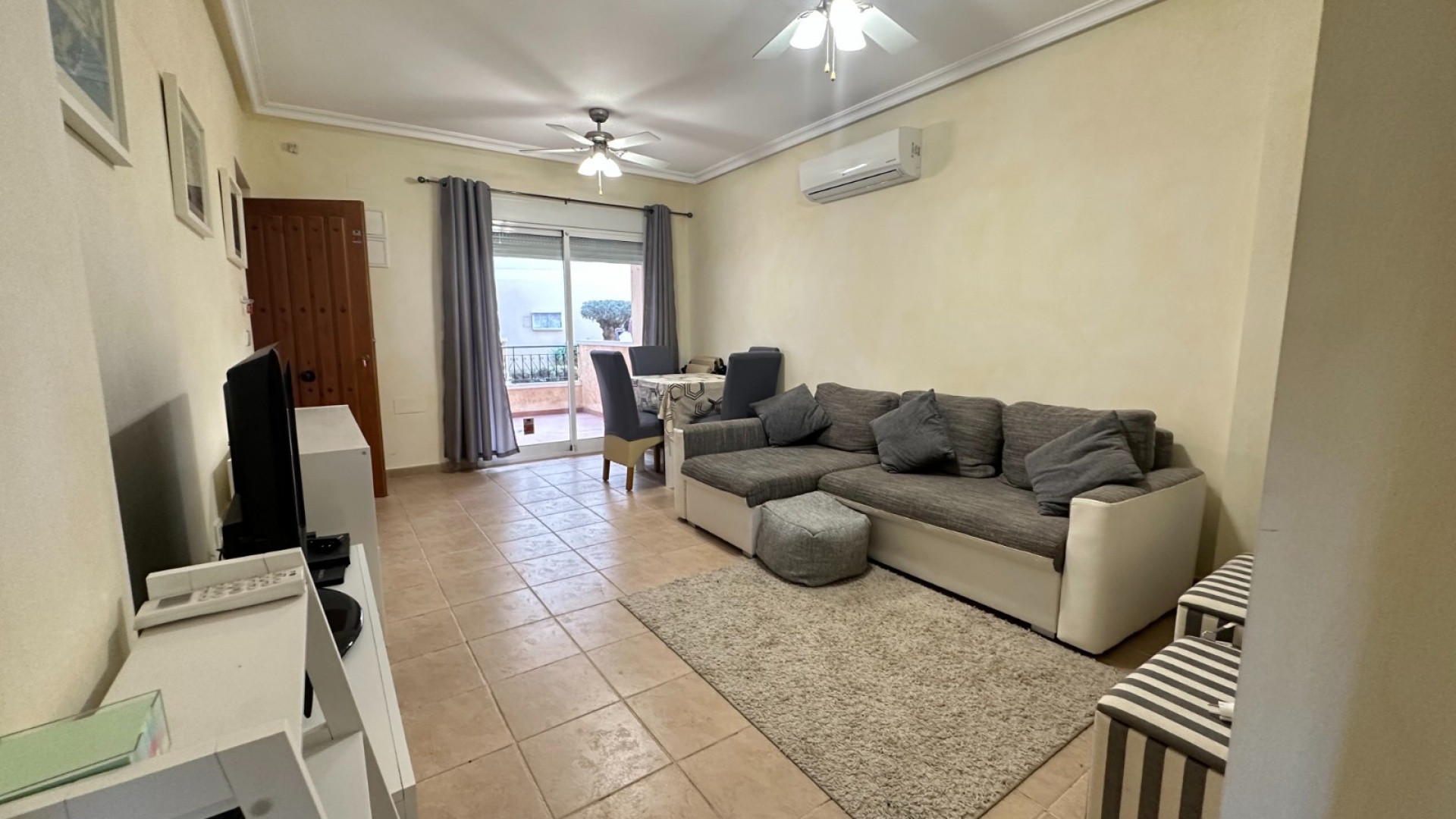 Resale - Apartment - Jacarilla