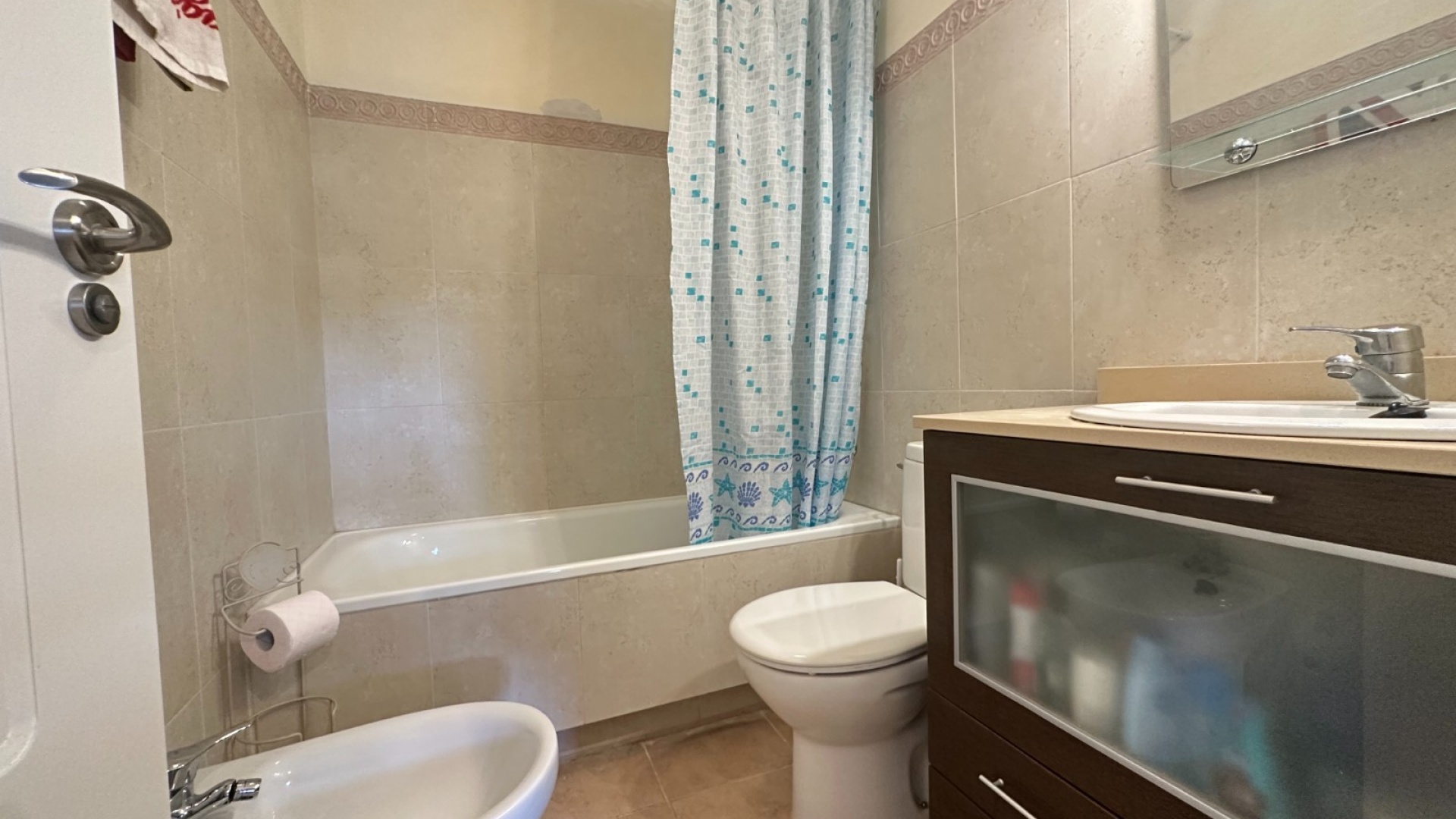 Resale - Apartment - Jacarilla