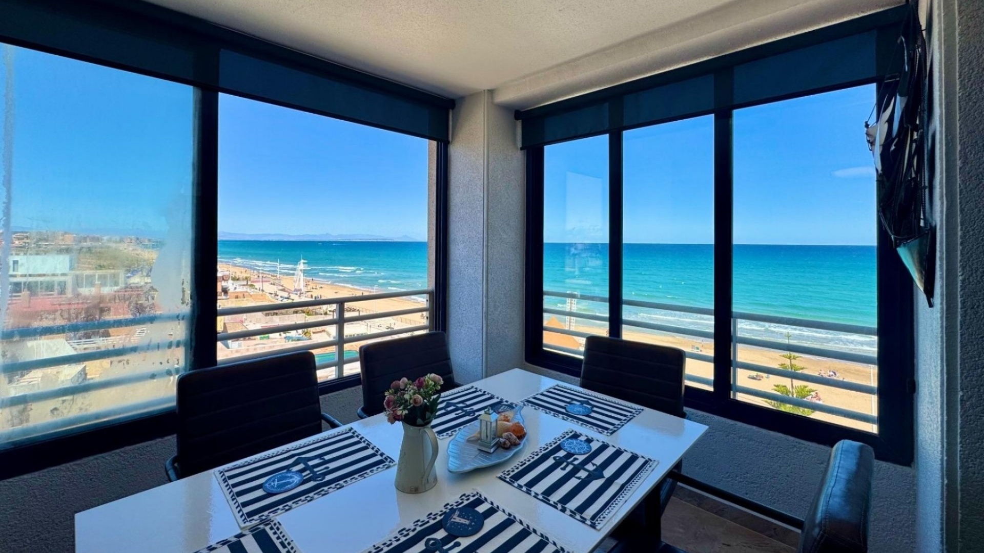 Resale - Apartment - La Mata - 1st Line to the Sea