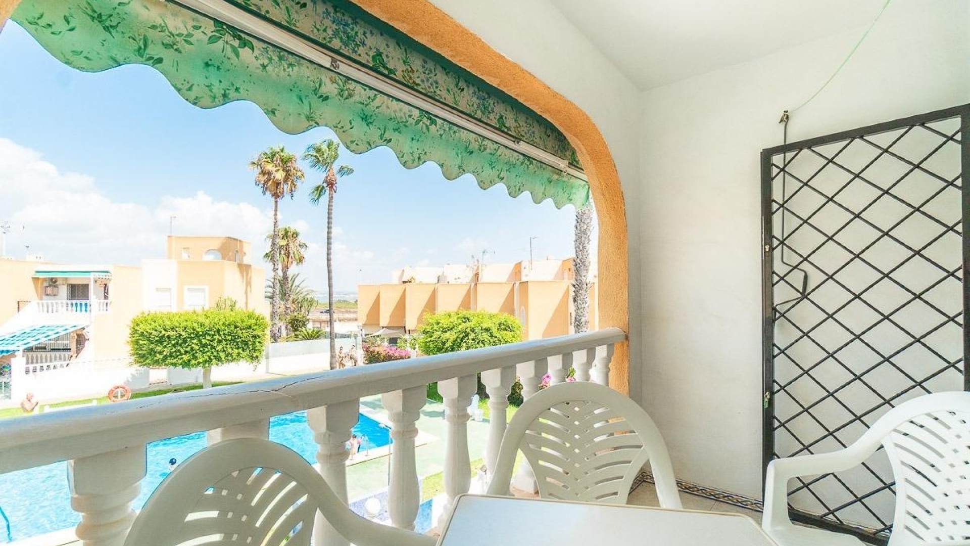 Resale - Apartment - La Mata - torre blanca