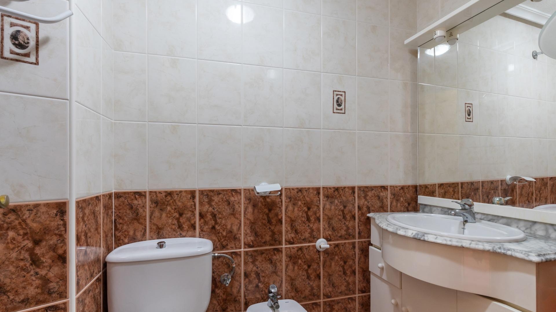 Resale - Apartment - La Mata