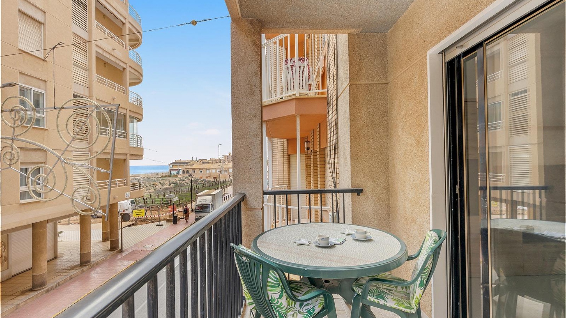 Resale - Apartment - La Mata