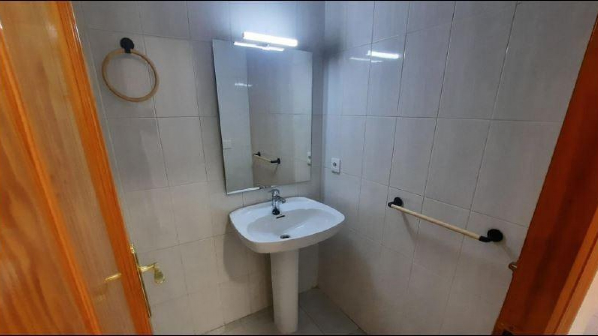 Resale - Apartment - La Mata