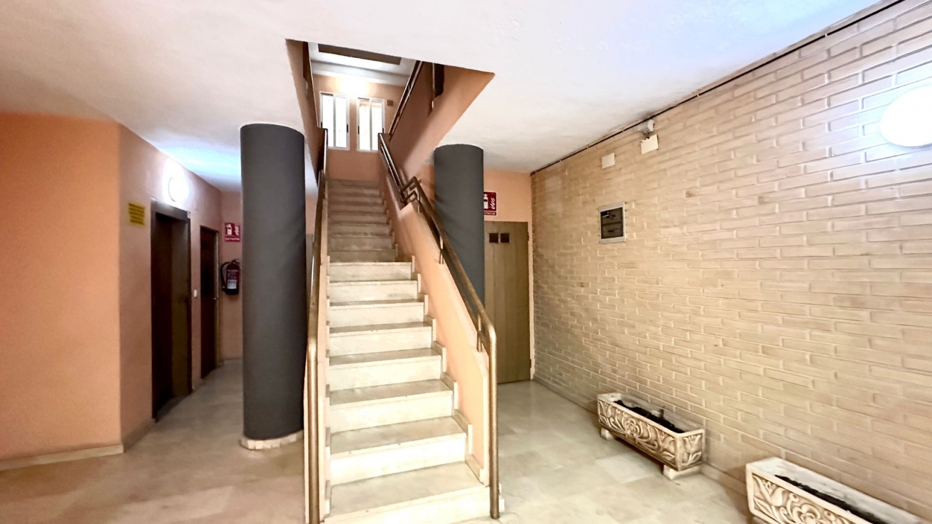 Resale - Apartment - La Mata
